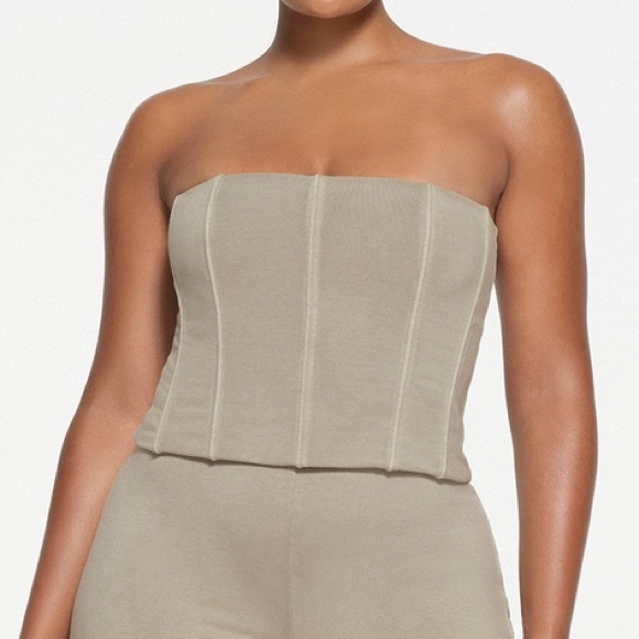 SKIMS OUTDOOR CORSET IN ARMY . NWT SIZE 4X - Picture 12 of 14